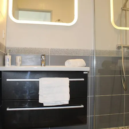 : Climatise, 2 Pieces, 4 Couchages, Parking En Option - Fr-1-252a-31 アパート ヴィルヌーヴ・ルベ